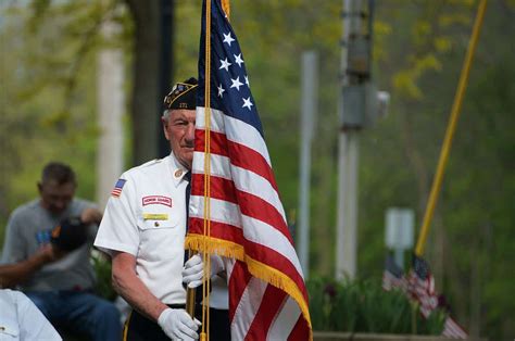 do construction workers work on memorial day