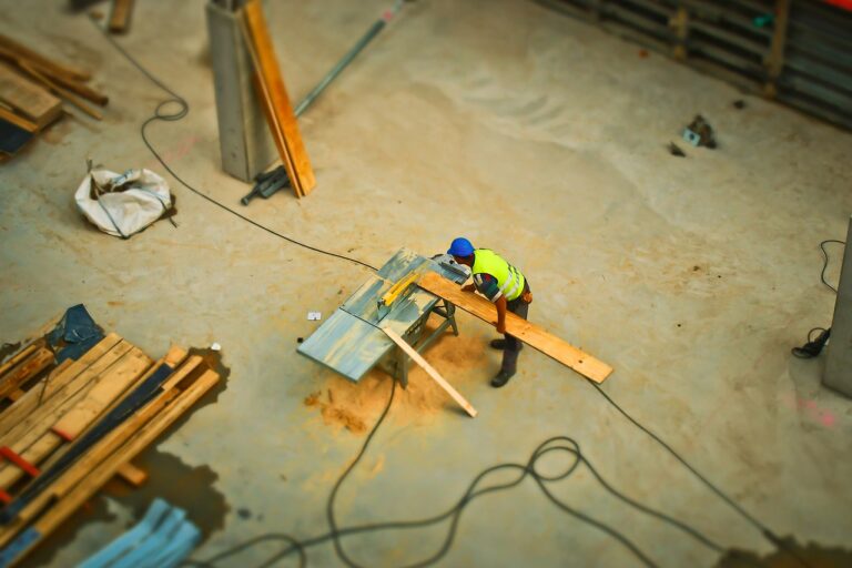 Essential Reads for Construction Workers