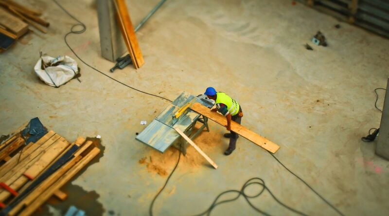 Essential Reads for Construction Workers