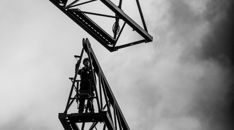 The Construction Worker Scene in Quebec