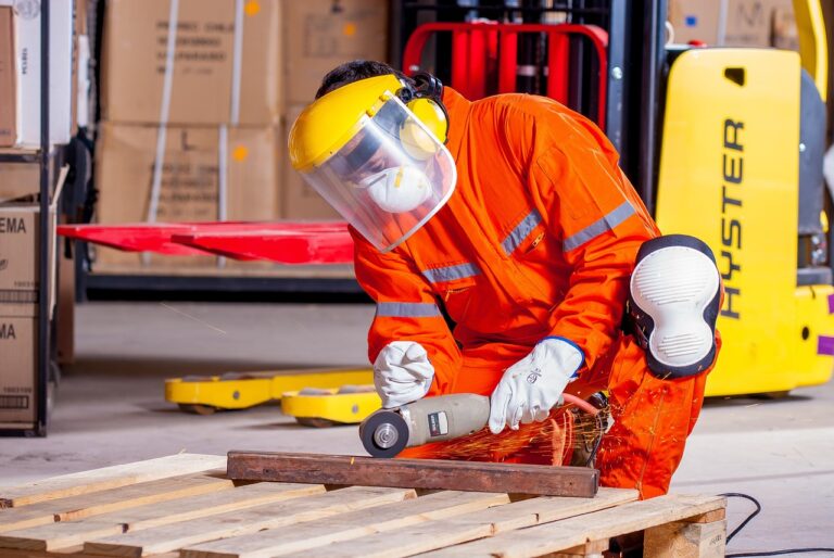 The Ultimate Guide to Finding Skilled Construction Workers